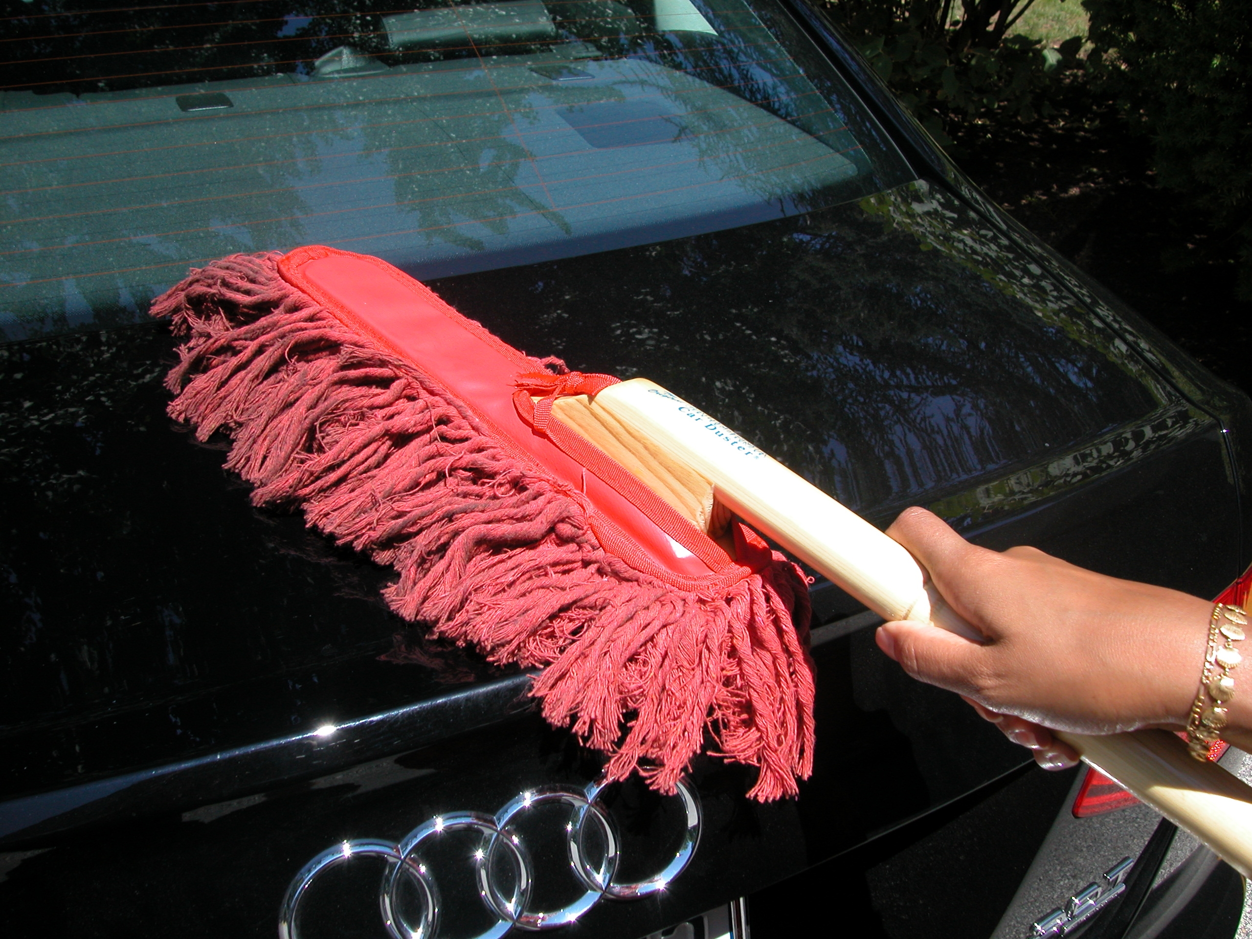 California Car Duster Keeps Your Car Clean and Saves Water Affordable